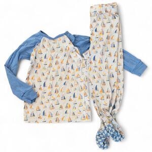 Magnetic Me Two Piece Pajama Set Footie Pants 12-18 Months Sailboats Sailing